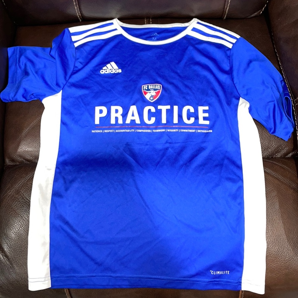 FC Dallas junior soccer league practice jersey